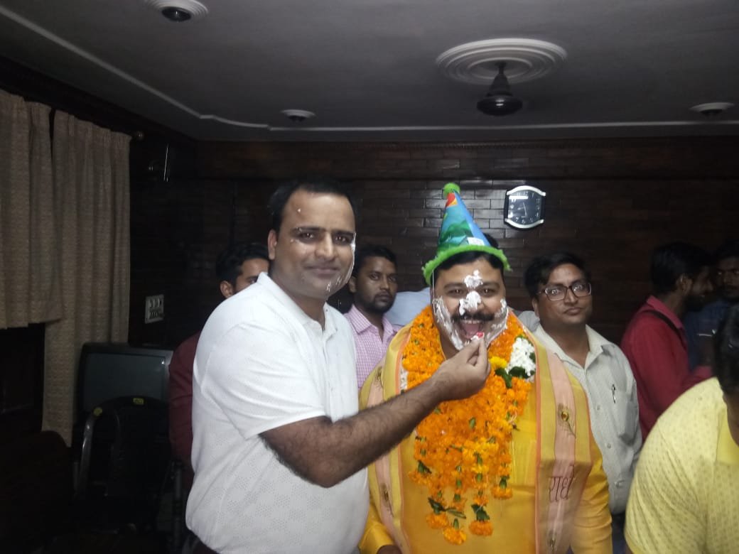 Suniltams Guruji with Manav Mahajan Aligarh