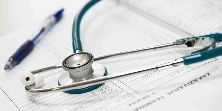 Apollo Clinic - Best Clinic in Agra in Vijay Nagar by Apollo Hospital