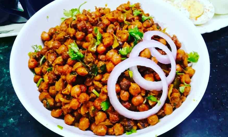 ghughni Bihari Cuisine Food Staple Food Bihar India Bharat 