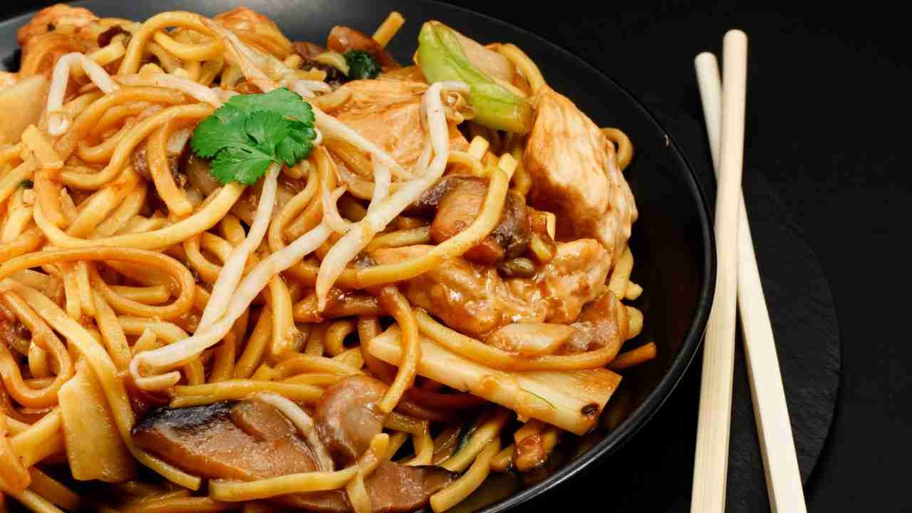 Mastering the Art of Chow Mein: A Comprehensive Guide