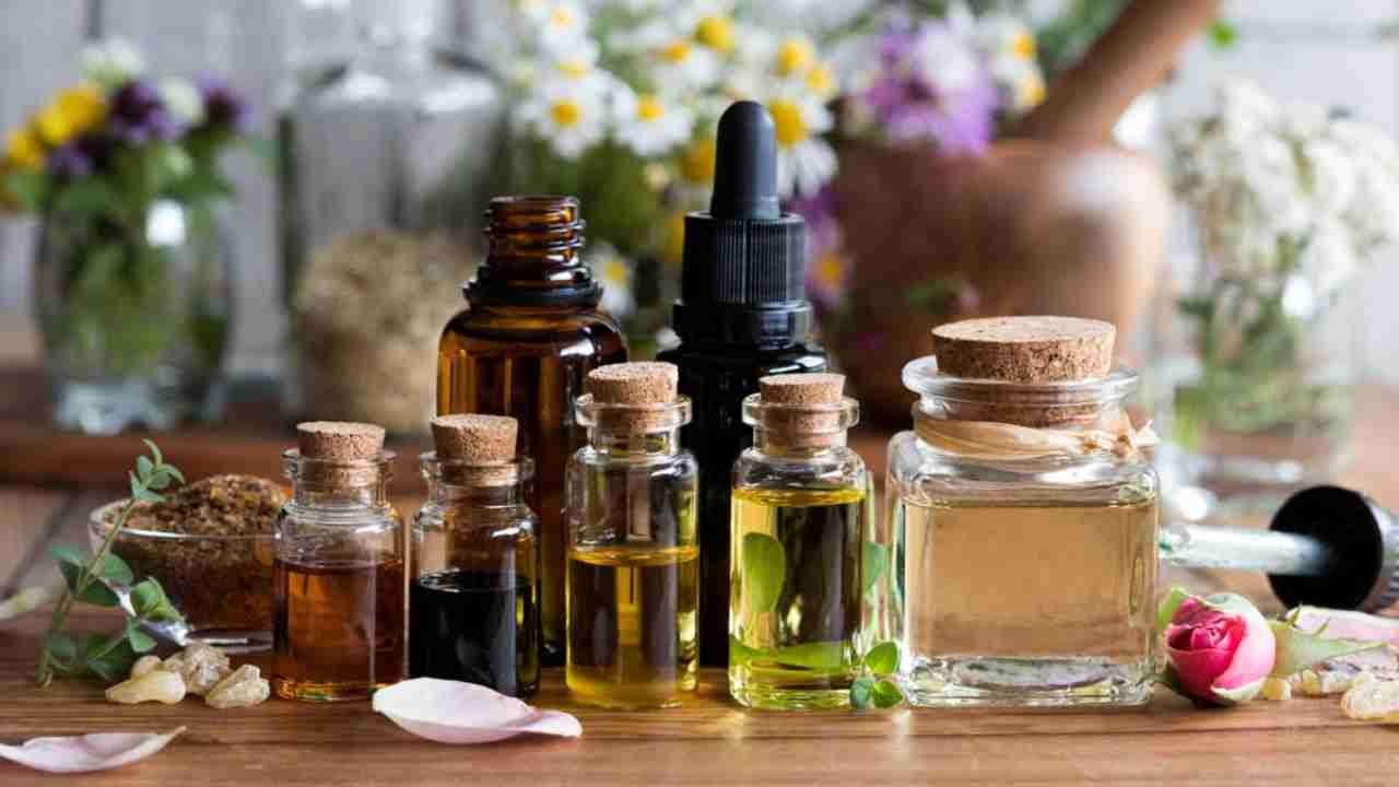 Perfume Day 2024: 5 DIY Perfumes with Essential Oils