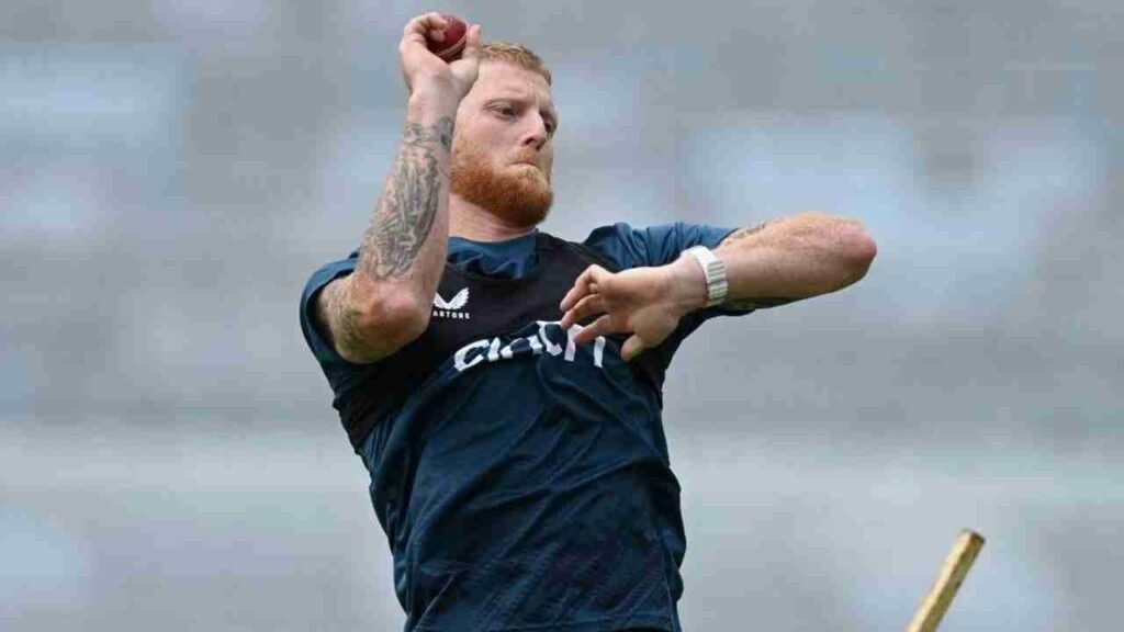 Ben Stokes runs quickly towards English cricketers during practice before the 4th Test match. A video of this gets very popular online.