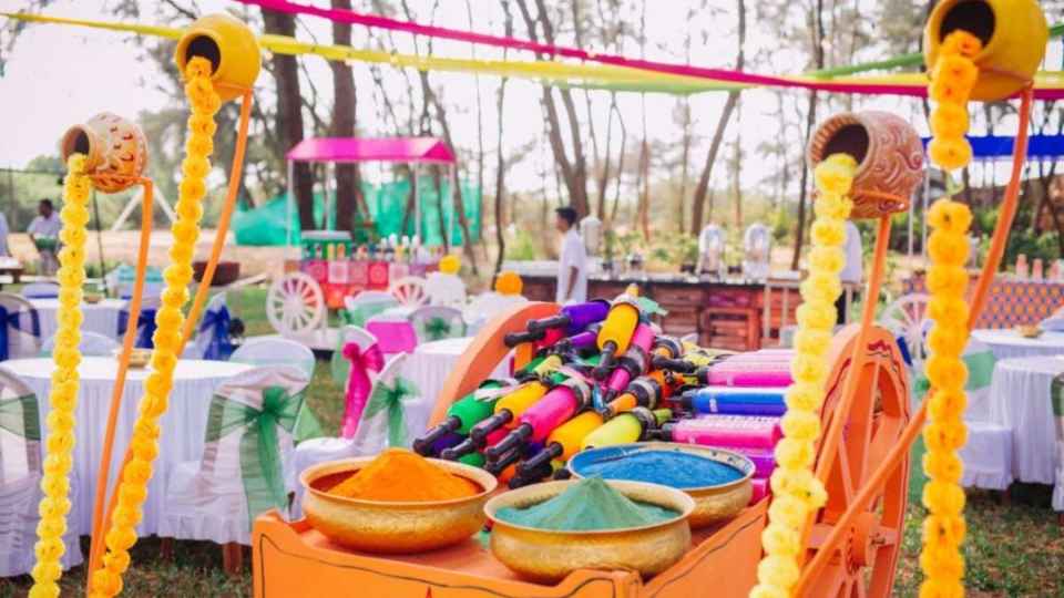Holi 2024: 5 DIY Home Decor Ideas to Welcome the Festival of Colours