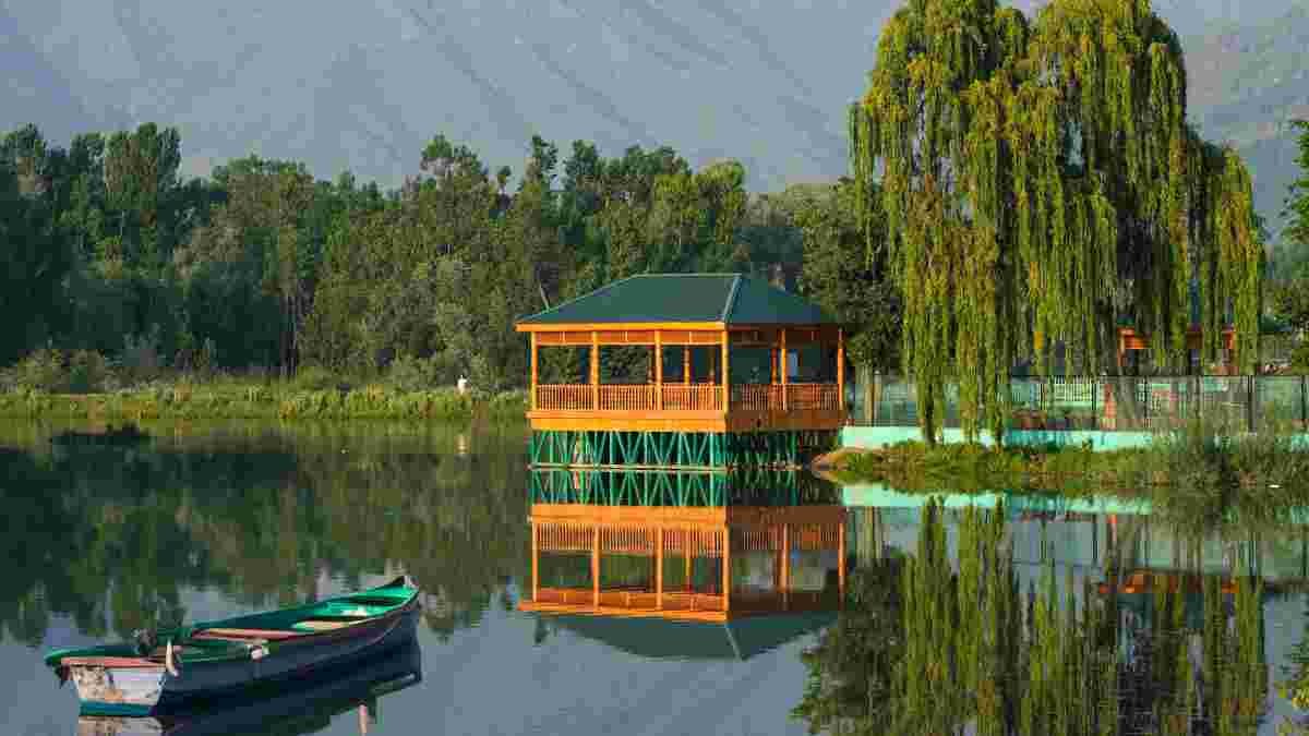 ✨ Kashmiriyat: The Eternal Spirit of Sanatan Kashmir